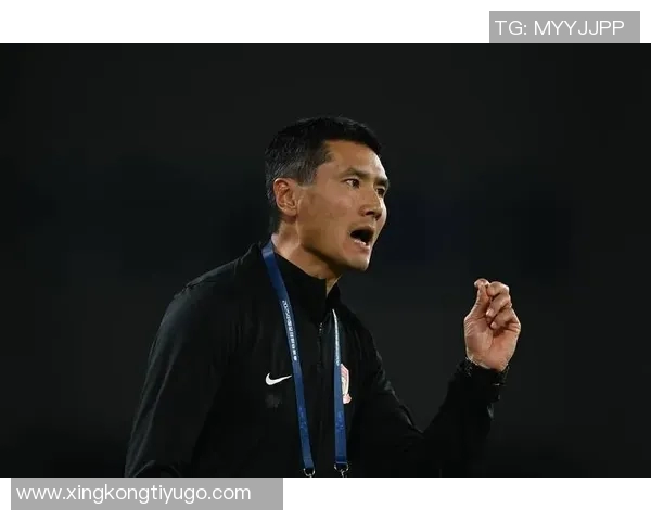 邵佳一在家看电脑时惊现700多条信息不知官宣时机何在